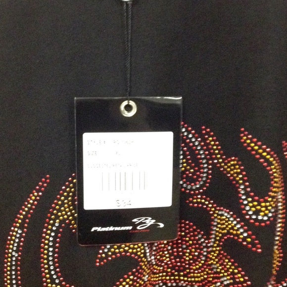 😀 3 for $20 NWT PG Jeans Mayan Skull Cross Tee - Picture 3 of 4